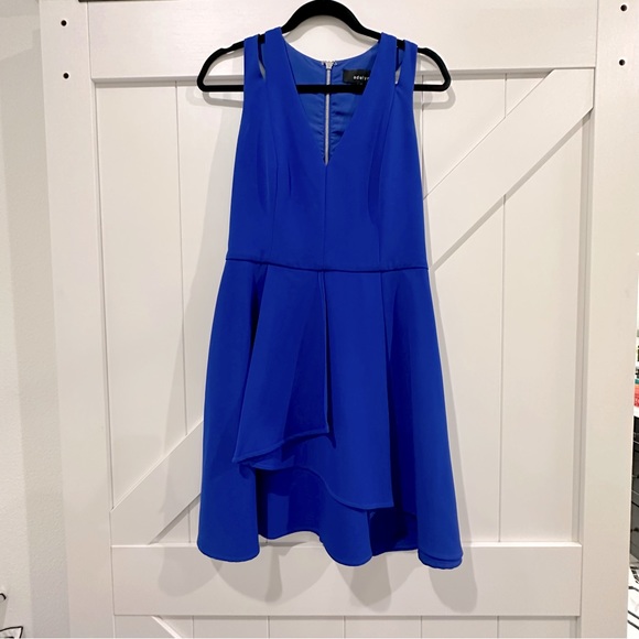 Adelyn Rae blue semi formal dress with pockets - Picture 3 of 4